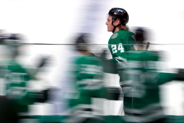 Chicago Blackhawks v Dallas Stars