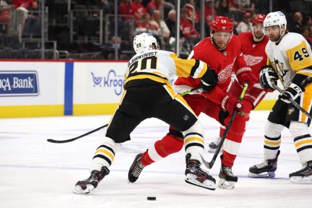 Pittsburgh Penguins v Detroit Red Wings